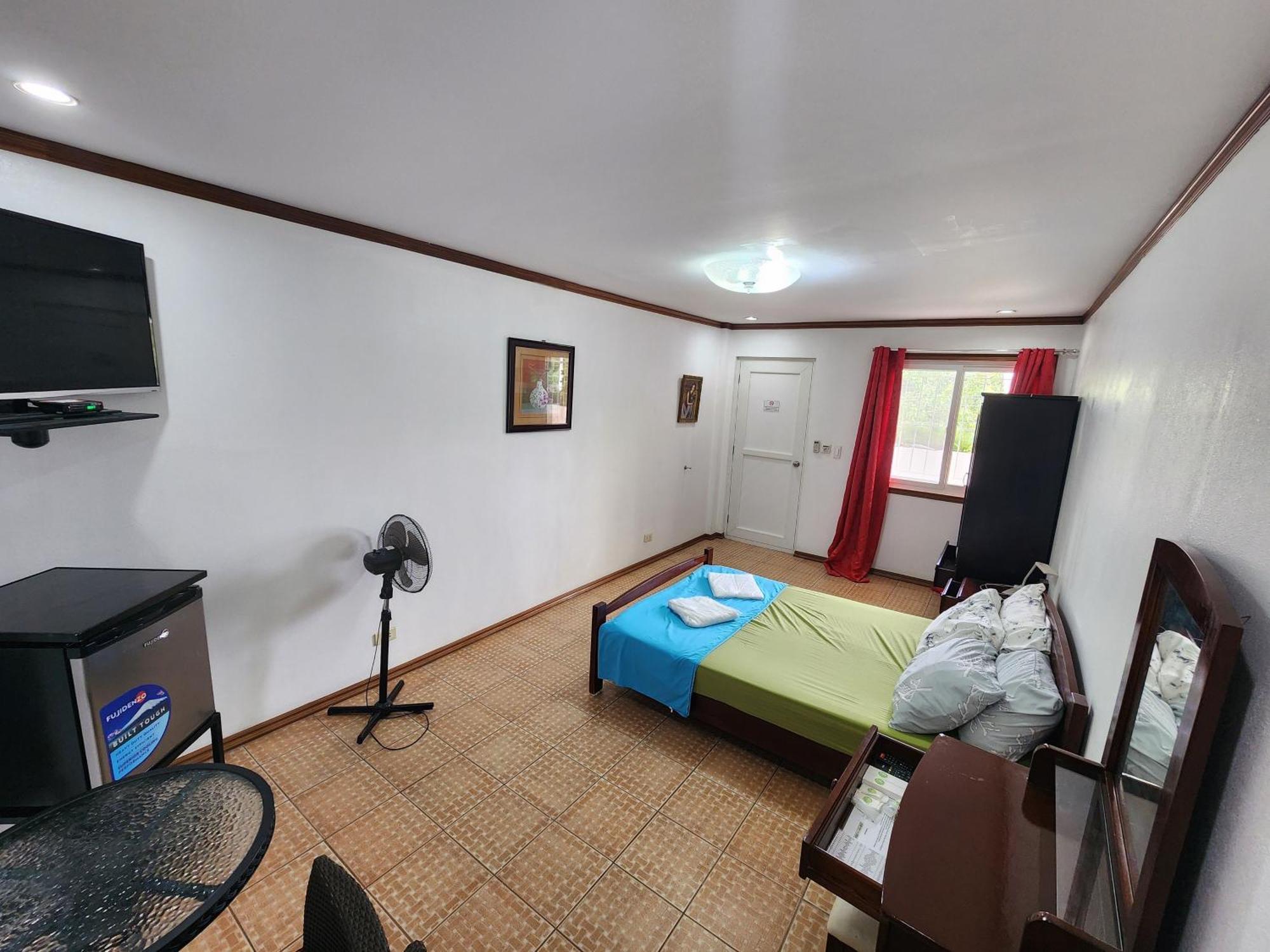 Mb'S Garden Inn Lapu-Lapu City Exterior photo